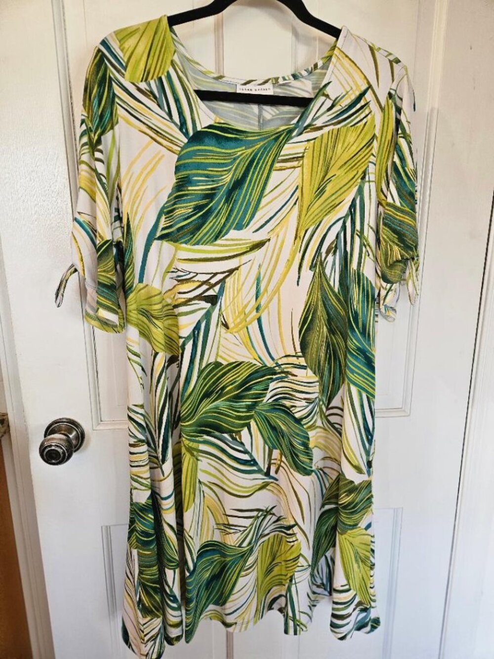 Susan Graver tropical green/yellow stretchy dress, XLP, 3/4 sleeves, boat neck.